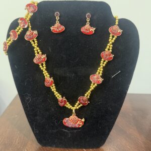 Red Hat Necklace set 101