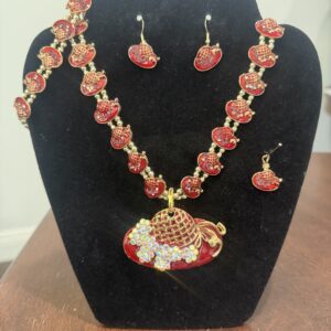 Red Hat Necklace set 108