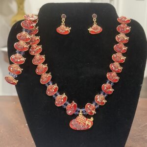 Red Hat Necklace set 118