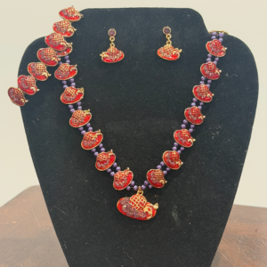 Red Hat Necklace set 147