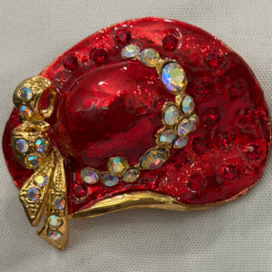 Red Hat Shiny Broach